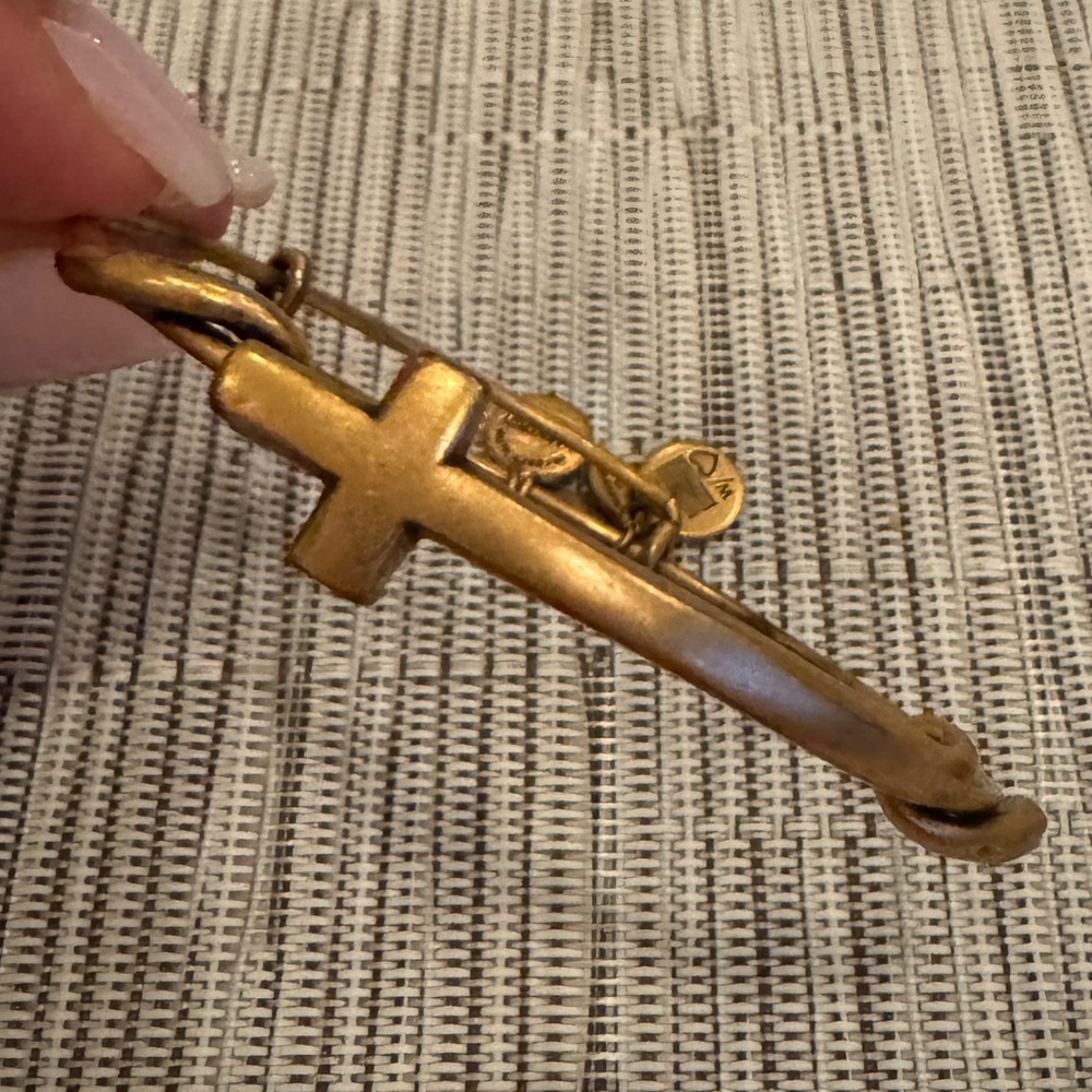 Alex and Ani Wire Wrapped Cross Gold Bangle Bracelet